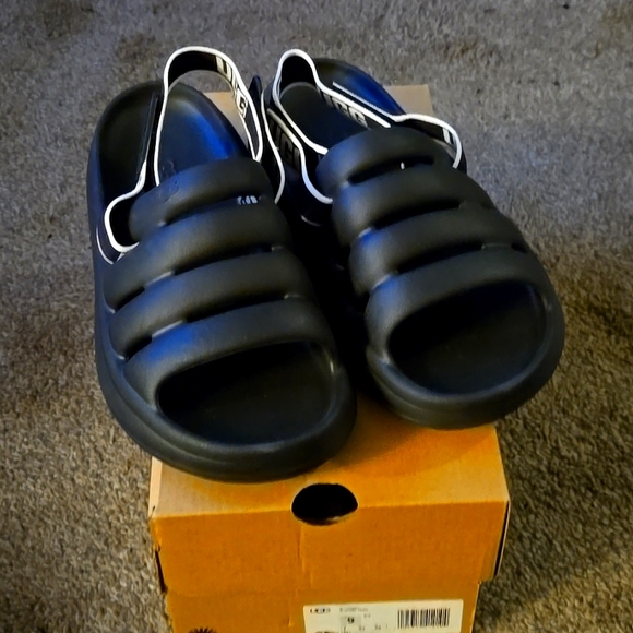 Ugg W Sport Yeah - Picture 1 of 3